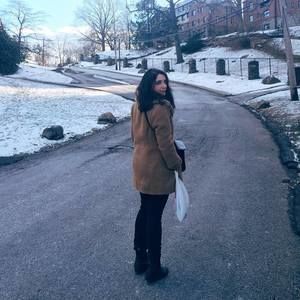 Meet your Posher, Camille